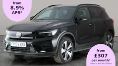 Black Used 2022 Volvo XC40 Core SUV | £21,003 (Fair price)