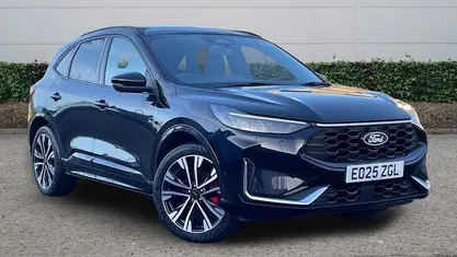 Used 2025 Ford Kuga ST-Line X SUV | £27,443 (Fair price)