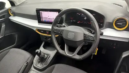 Begagnad Seat Ibiza SE Technology 80 HK (58 kW) 2023 Svart Halvkombi