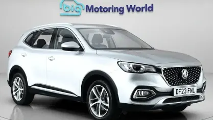 Used MG HS Excite 162 HP (119 kW) 2023 Silver SUV