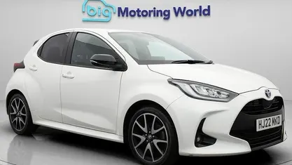 Used Toyota Yaris Hybrid 116 HP (85 kW) 2021 Hatchback