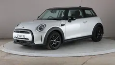 Used 2022 Mini Cooper Classic Hatchback | £14,901 (Fair price)