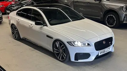 Used Jaguar XF Supercharged 381 HP (280 kW) 2017 Sedan