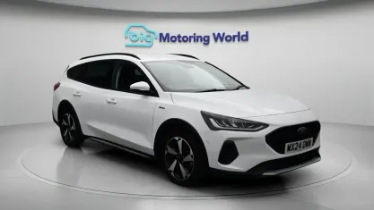 Used Ford Focus Active 125 HP (91 kW) 2023 White Estate