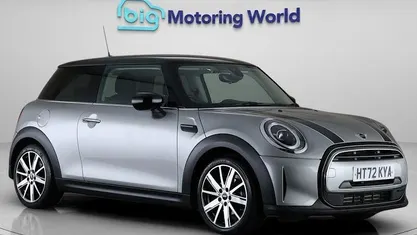 Used Mini Cooper Classic 136 HP (100 kW) 2022 Silver Hatchback