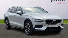Used 2021 Volvo V60 CC Estate | £25,400 (Fair price)