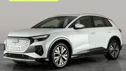 Used Audi Q4 e-tron Sport 125 kW (170 HP) 2022 White SUV