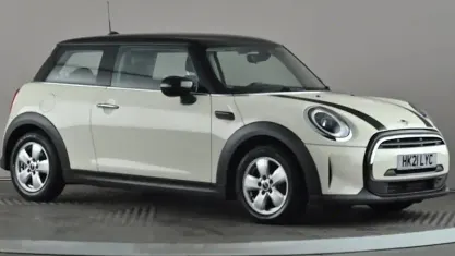 Used Mini Cooper Comfort 136 HP (100 kW) 2021 White Hatchback