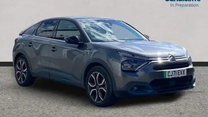 Used Citroën e-C4 Shine 100 kW (136 HP) 2022 Grey Hatchback