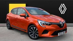 Used 2022 Renault Clio V Iconic Hatchback | £12,784 (Good price)