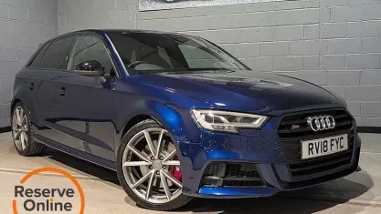 Begagnad Audi S3 Sportback Black Edition 310 HK (228 kW) 2018 Blå Halvkombi