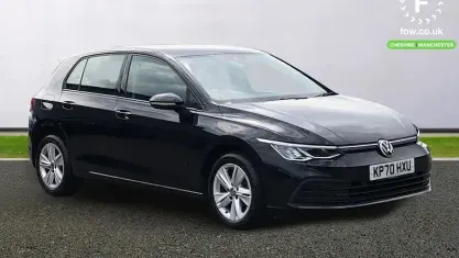 Begagnad VW Golf VIII Life 131 HK (96 kW) 2024 Halvkombi