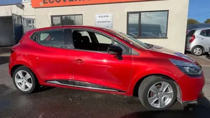 Used Renault Clio Dynamique 73 HP (53 kW) 2015 Hatchback