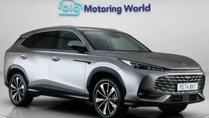 Usado MG HS Trophy 170 HP (125 kW) 2024 Prateado SUV