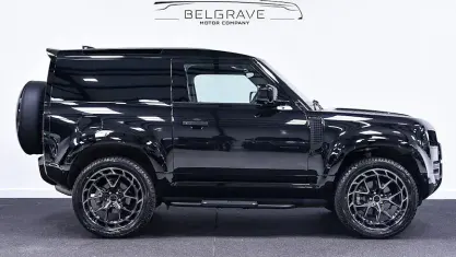 Used Land Rover Defender S 250 HP (183 kW) 2023 Black SUV