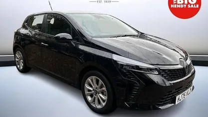 Diamond black New 2025 Renault Clio V Evolution Hatchback | £17,449 (Good price)