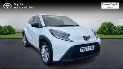 Used Toyota Aygo X PURE 72 HP (52 kW) 2025 SUV