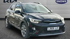 Used 2020 Kia Stonic SUV | £11,995 (Fair price)