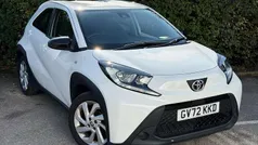 White Used 2023 Toyota Aygo PURE Hatchback | £12,499 (Fair price)