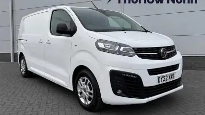 Used Vauxhall Vivaro Sportive 120 HP (88 kW) 2022 White MPV