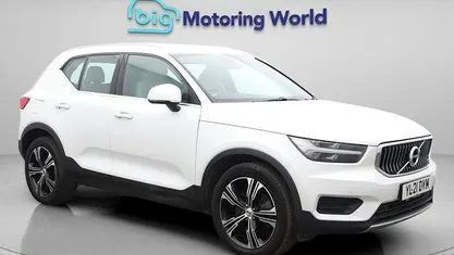 Used Volvo XC40 Inscription 262 HP (192 kW) 2021 White SUV