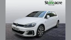 White Used 2017 VW Golf VII Advance Hatchback | £13,999 (Fair price)