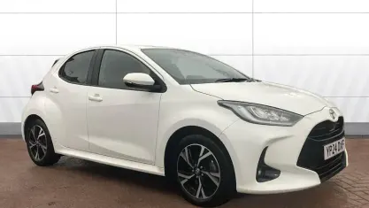 Usata Toyota Yaris Hybrid Design 116 CV (85 kW) 2026 Utilitaria