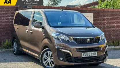 Usado Peugeot Traveller Allure 177 HP (130 kW) 2022 Monovolume