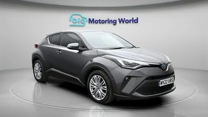Begagnad Toyota C-HR Sport 184 HK (135 kW) 2022 SUV
