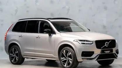 Begagnad Volvo XC90 Plus 235 HK (172 kW) 2022 SUV