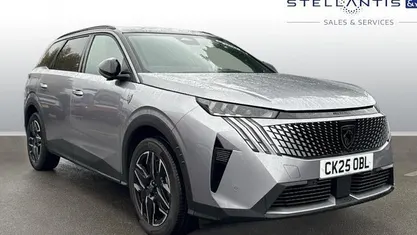 Used 2025 Peugeot 5008 GTi Estate | £29,211 (Fair price)