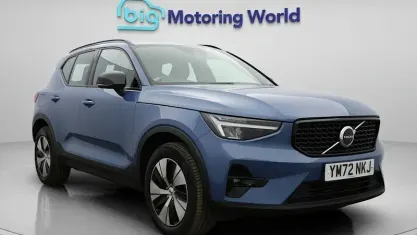 Usado Volvo XC40 Plus 211 HP (155 kW) 2023 Azul SUV