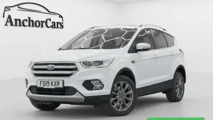 Używany Ford Kuga Titanium 180 KM (132 kW) 2019 Biały SUV