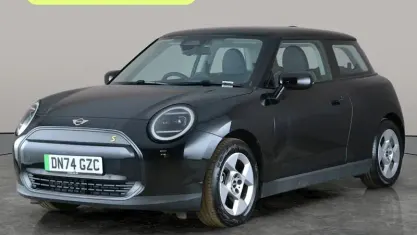 Used Mini Cooper Classic 160 kW (218 HP) 2026 Hatchback