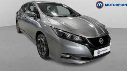 Second-hand Nissan Leaf Acenta 110 kW (150 CP) 2025 Hatchback
