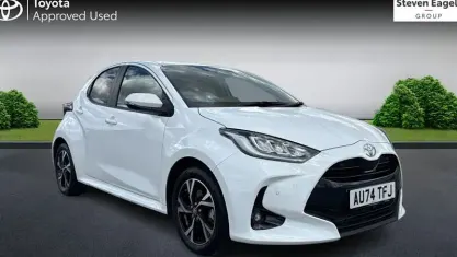 Used Toyota Yaris Design 116 HP (85 kW) 2024 White Hatchback