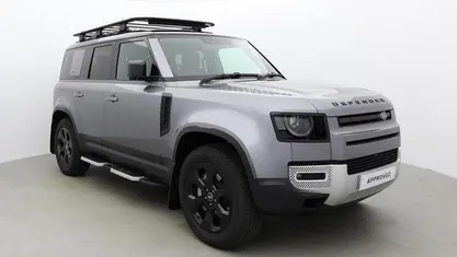 Used Land Rover Defender HSE 300 HP (220 kW) 2024 SUV