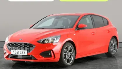 Used Ford Focus ST-Line 120 HP (88 kW) 2021 Red Hatchback