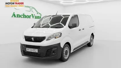Used Peugeot Expert Premium 102 HP (75 kW) 2023 White Van