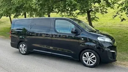 Used Peugeot Traveller Allure 177 HP (130 kW) 2022 MPV