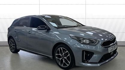Używany Kia Ceed GT-Line 140 KM (102 kW) 2019 Srebrny Hatchback