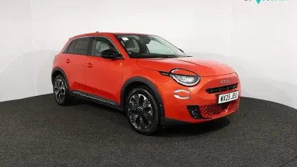 Used Fiat 600 La Prima 136 HP (100 kW) 2025 Orange SUV