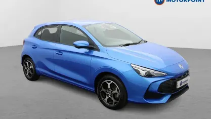 Begagnad MG MG3 Trophy 194 HK (142 kW) 2025 Blå Halvkombi