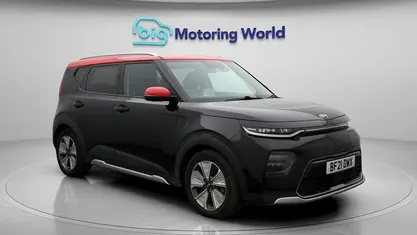 Used 2021 Kia Soul First Edition SUV | £14,100 (Fair price)