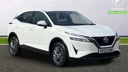 Used Nissan Qashqai Acenta Premium 140 HP (102 kW) 2022 White SUV