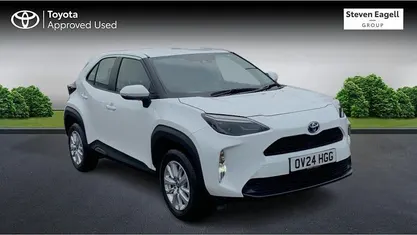 Used 2025 Toyota Yaris Hybrid Estate | £22,070 (Good price)