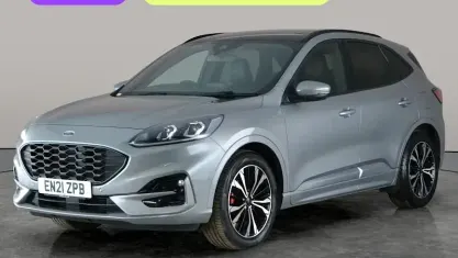 Używany Ford Kuga ST-Line X 120 KM (88 kW) 2021 Srebrny SUV