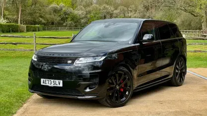 Używany Land Rover Range Rover Sport SE Dynamic 300 KM (220 kW) 2026 SUV
