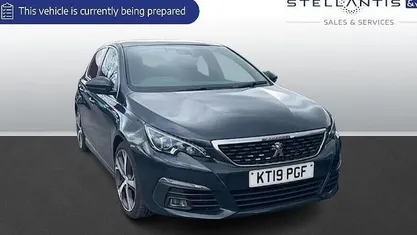 Used Peugeot 308 GT-line 131 HP (96 kW) 2020 Hatchback