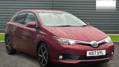 Używany Toyota Auris Hybrid Design 136 KM (100 kW) 2017 Hatchback